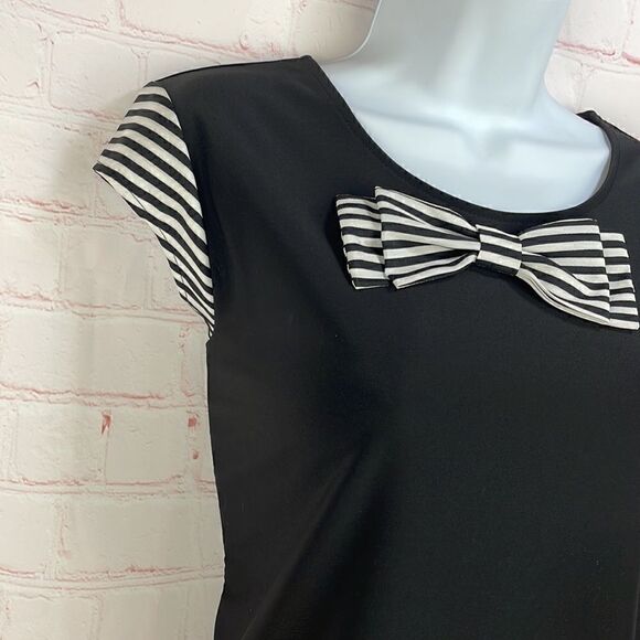 KARL LAGERFELD PARIS KNIT BOW CAP SLEEVE SCUBA BLOUSE SIZE Small - Picture 7 of 14